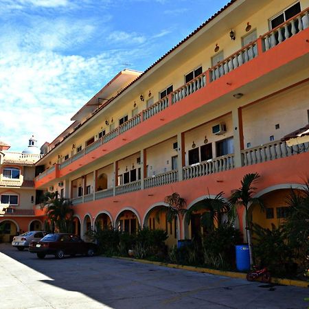 Cactus Inn 布塞里亚斯 外观 照片